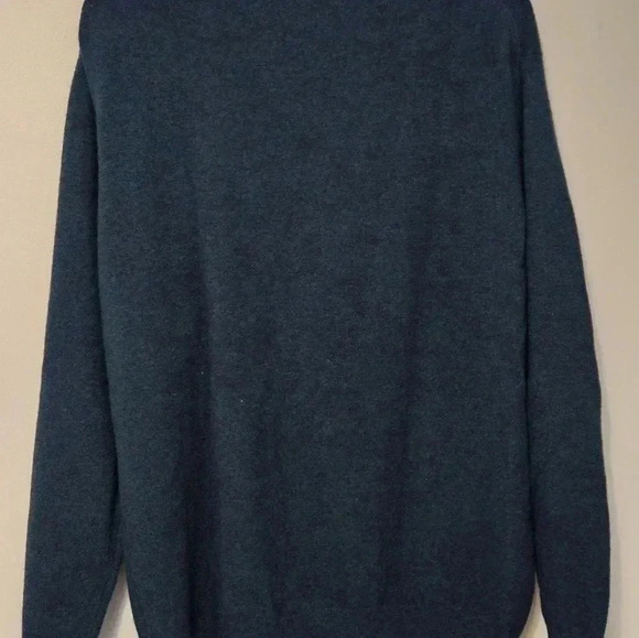 Jos. A Banks 100% CASHMERE V neck Pullover - Picture 6 of 7
